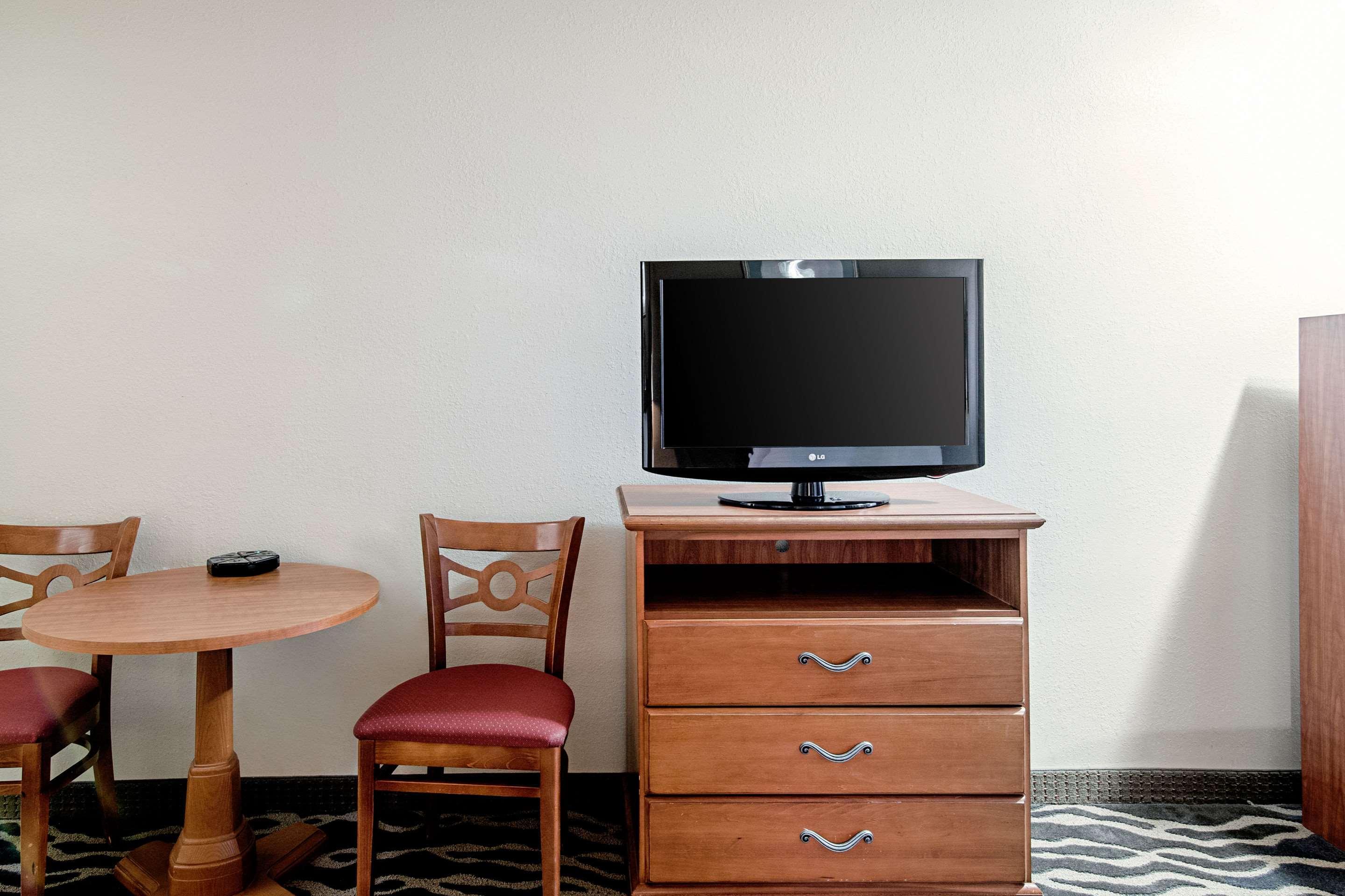 Quality Inn Huron Ngoại thất bức ảnh