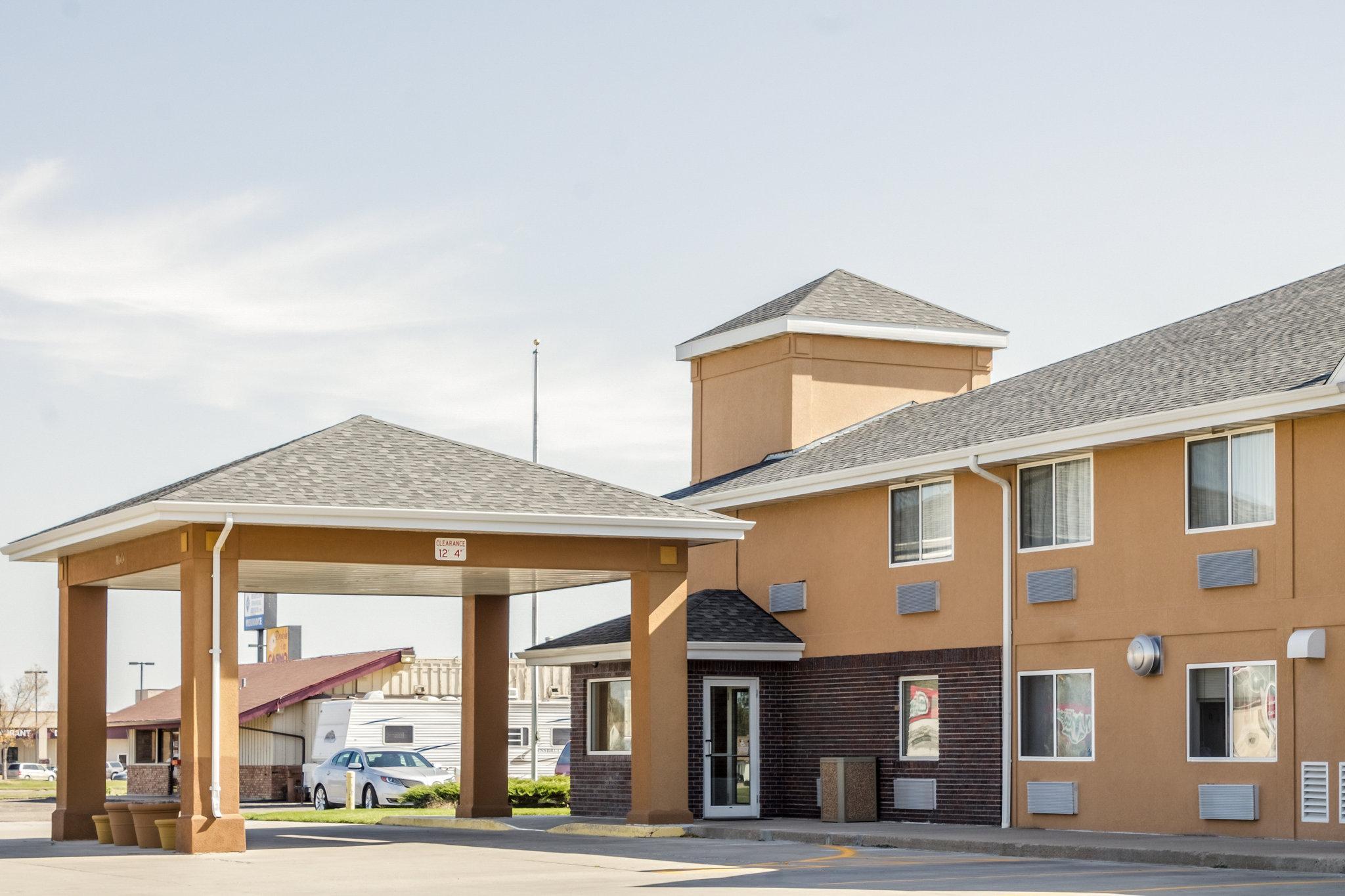 Quality Inn Huron Ngoại thất bức ảnh