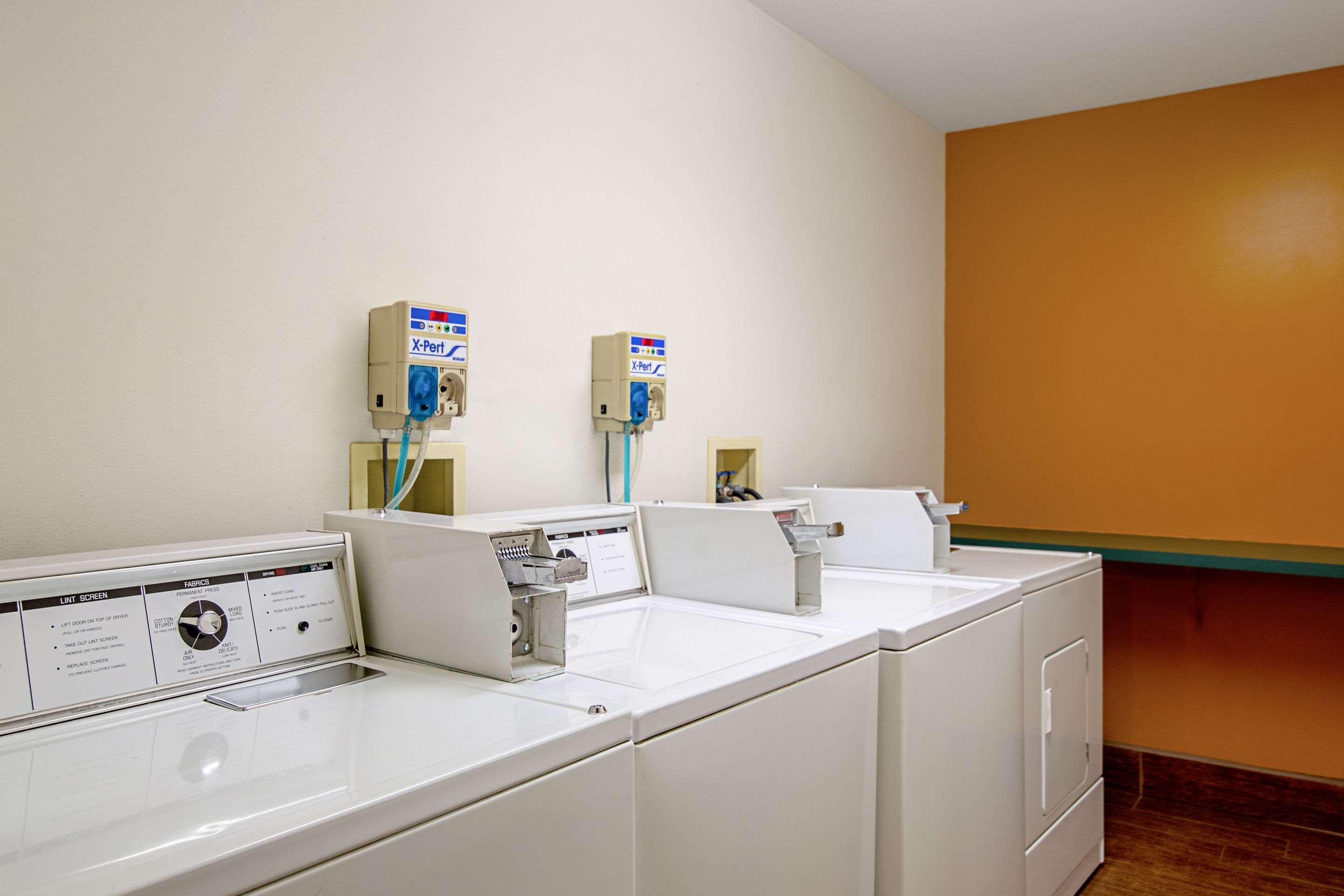 Quality Inn Huron Ngoại thất bức ảnh