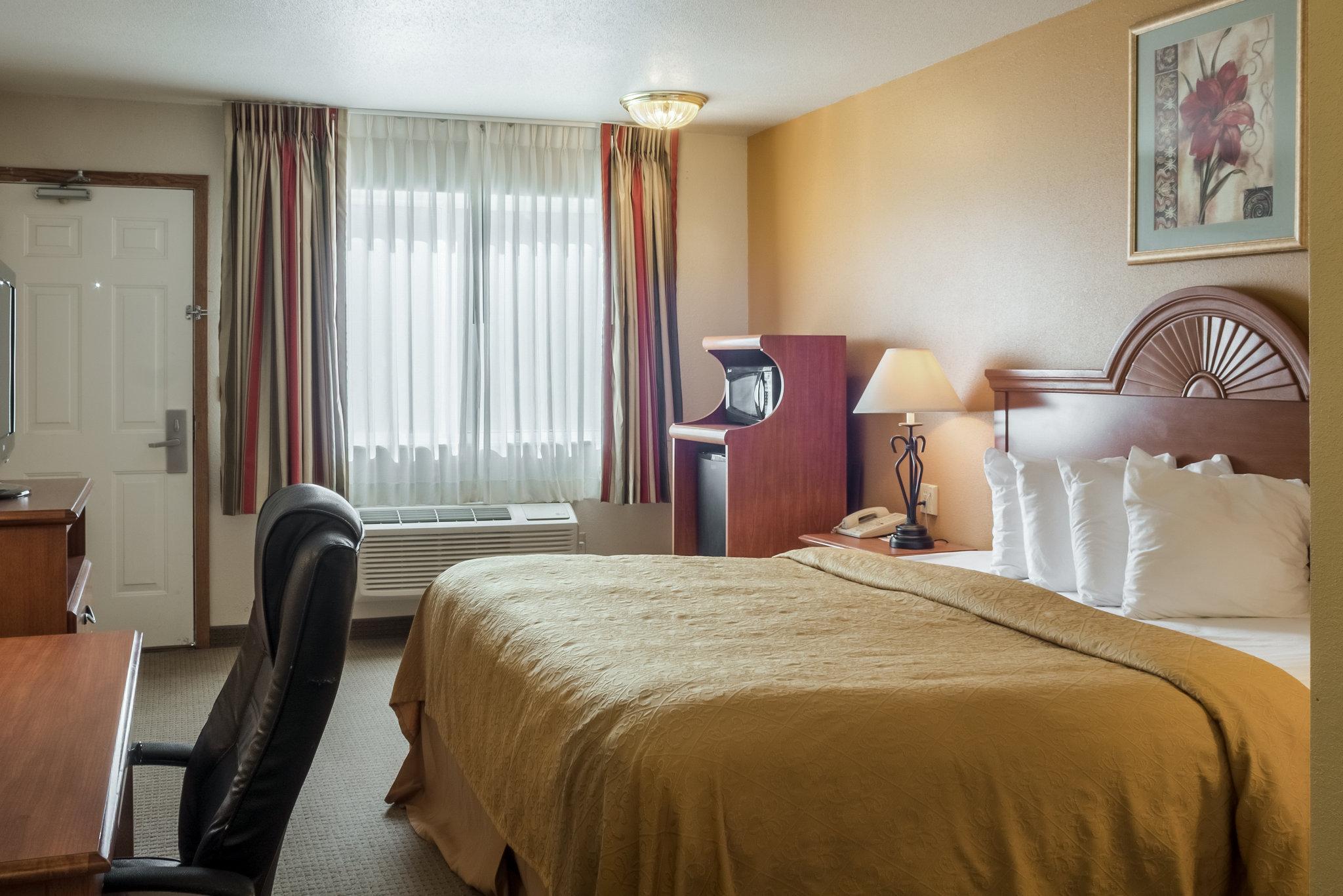 Quality Inn Huron Ngoại thất bức ảnh