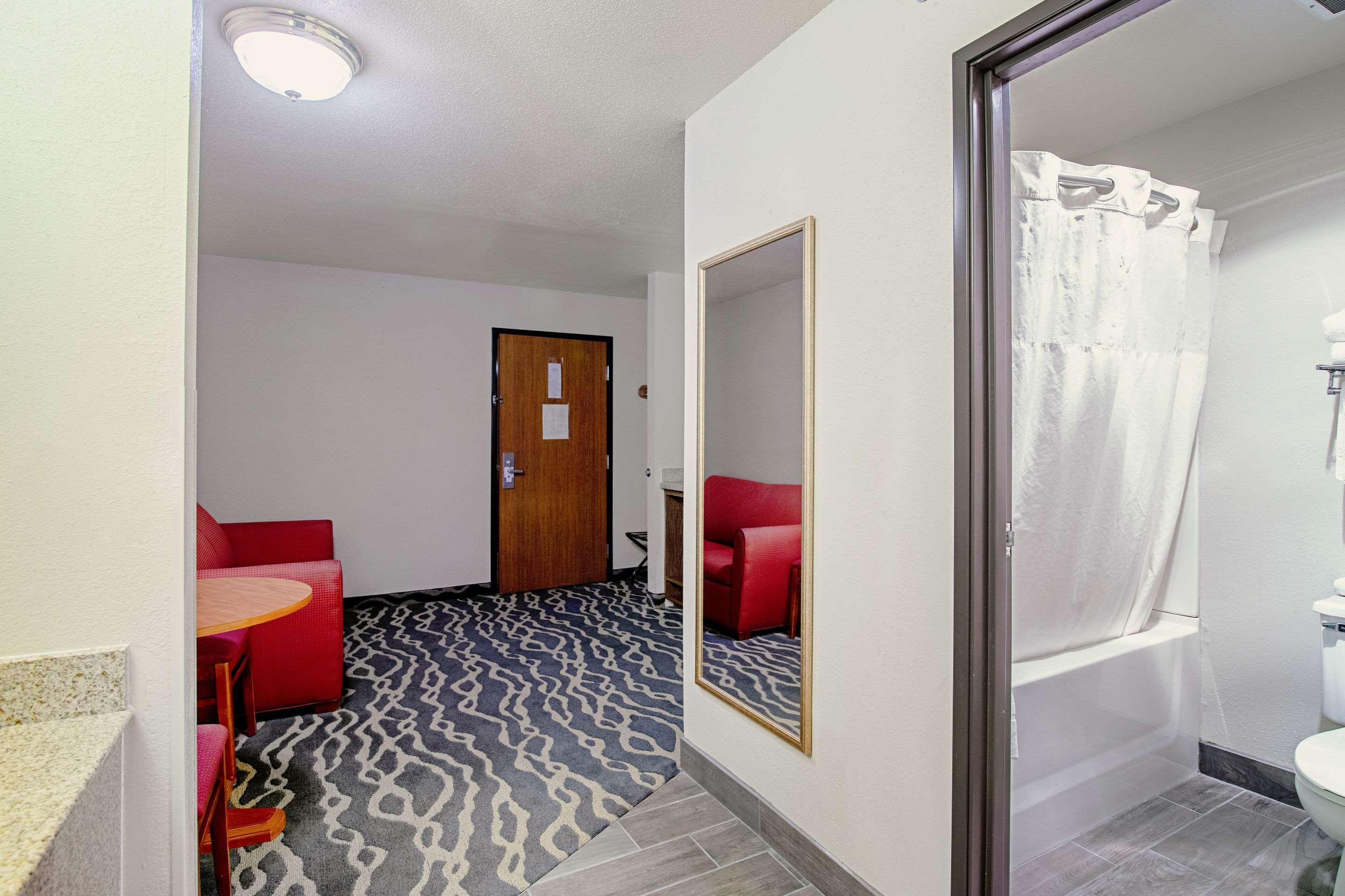 Quality Inn Huron Ngoại thất bức ảnh